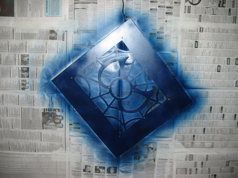 spider window paint1.jpg
