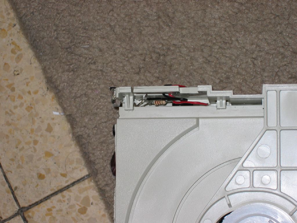 cd led.jpg