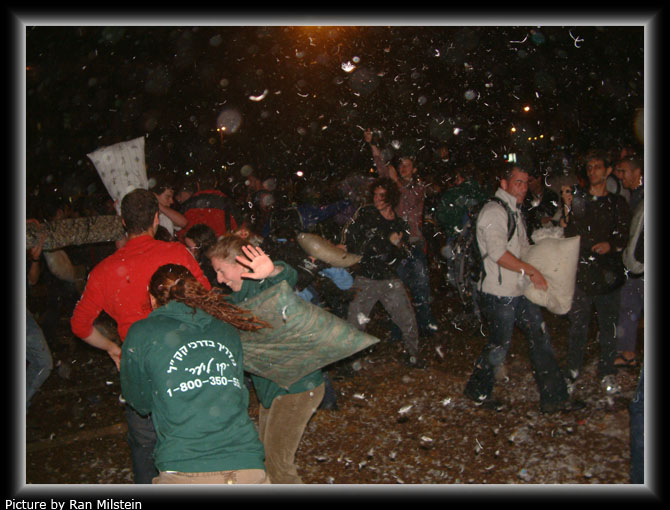 Pillow-Fight-Club-07March05-TA-02.jpg