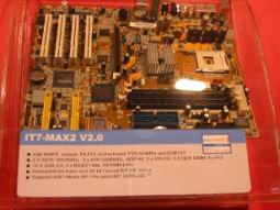 ABIT - IT7-MAX2 V2.0.jpg