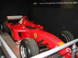 AMD - It was easier to find a Ferrari than see a single Opteron CPU.jpg