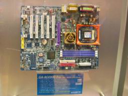Gigabyte - 8GE800 Pro.jpg