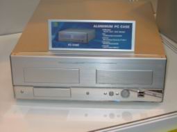 Lian Li - PC9400.jpg