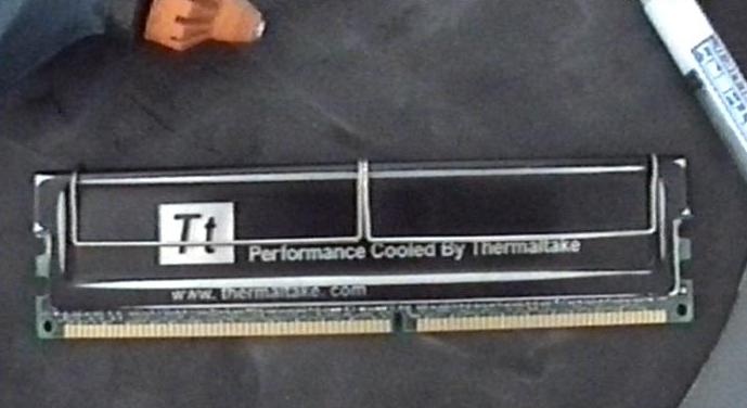 hynixpc3200.JPG